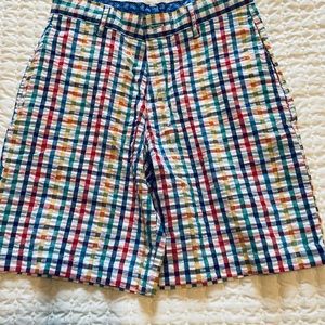 Excellent condition, like new. Generous fit.